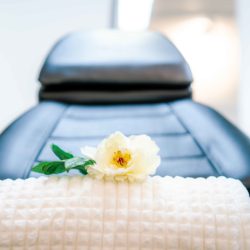 DFine-Clinic-Permanente-Make-up-Amsterdam-kliniek-stoel DFine Clinic Permanente Make up kliniek stoel